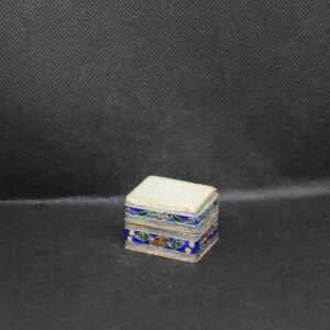 Caja decorativa esmaltada cuadrada